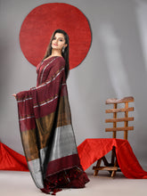 Load image into Gallery viewer, Maroon Cotton Soft Saree With Stripe Designs