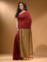 Load image into Gallery viewer, Red Cotton Handspun Soft Saree With Contrast Beige Pallu