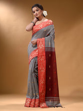 Load image into Gallery viewer, Grey Cotton Handspun Soft Saree With Nakshi Border And Contrast With Red Pallu