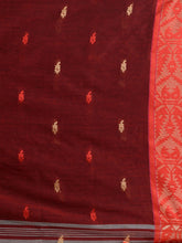 Load image into Gallery viewer, Grey Cotton Handspun Soft Saree With Nakshi Border And Contrast With Red Pallu