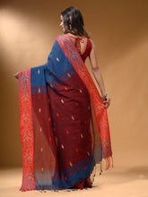 Load image into Gallery viewer, Yale Blue Cotton Handspun Soft Saree With Nakshi Border And Contrast With Red Pallu