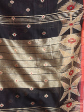 Load image into Gallery viewer, Black Cotton Saree With Texture Pattern