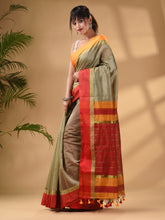 Load image into Gallery viewer, Ecru Cotton Blend Handwoven Saree With Stripes Pallu
