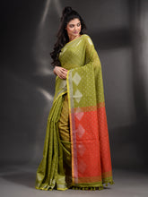Load image into Gallery viewer, Green Cotton Blend Handwoven Saree With Geometric Border
