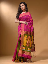 Load image into Gallery viewer, Fuchsia And Sap Green Cotton Blend Handwoven Patli Pallu Saree With Floral And Paisley Motifs