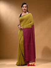 Load image into Gallery viewer, Corn Yellow Cotton Handspun Soft Saree With Contrast Magenta Pallu