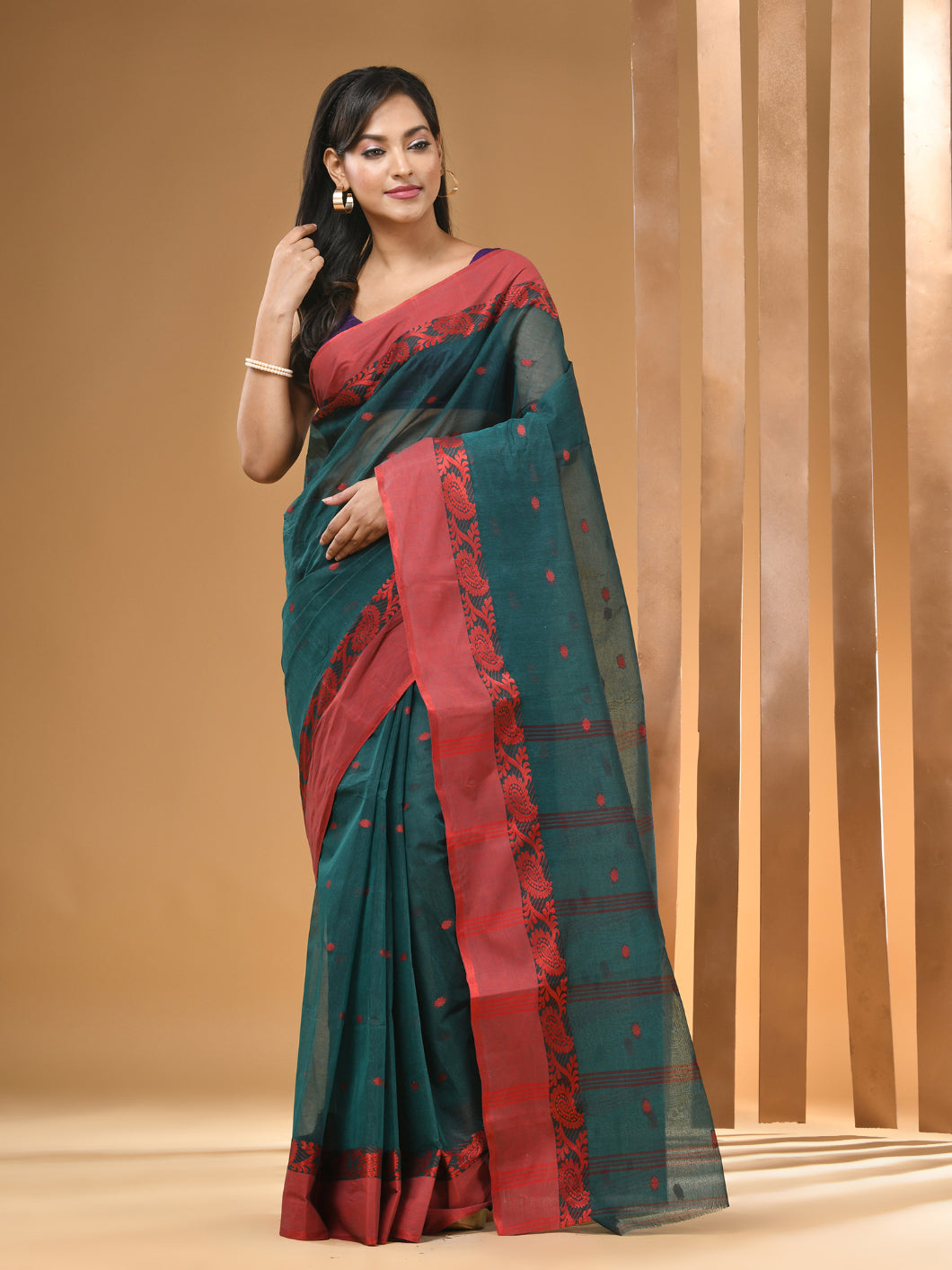 Teal Green Pure Cotton Tant Saree With Woven Designs