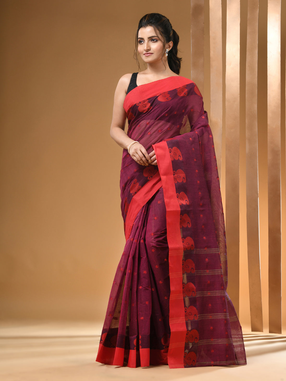 Magenta Pure Cotton Tant Saree With Woven Designs