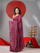 Load image into Gallery viewer, Magenta Cotton Soft saree With Check Designs
