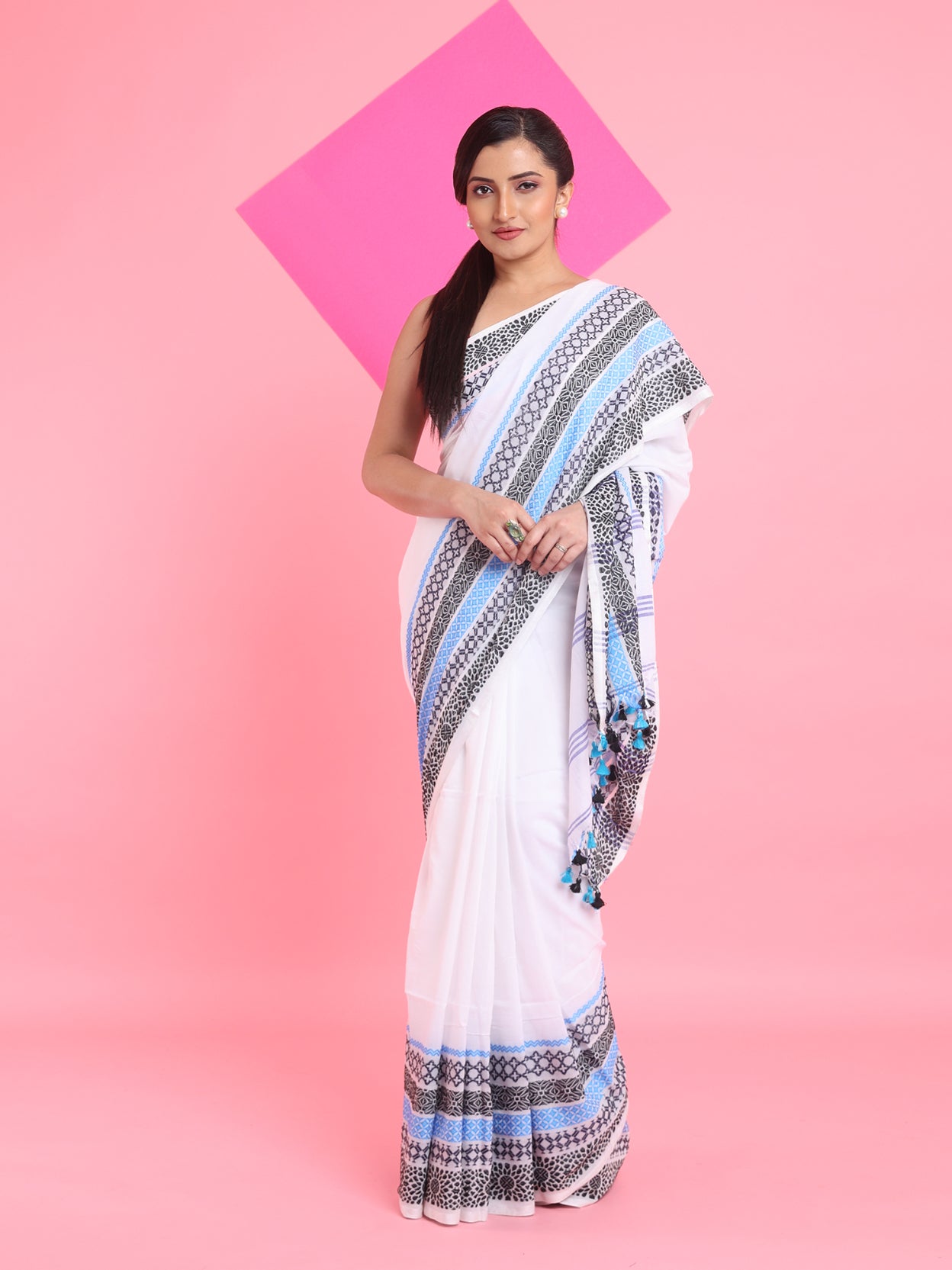 White Cotton Saree With Texture Borders