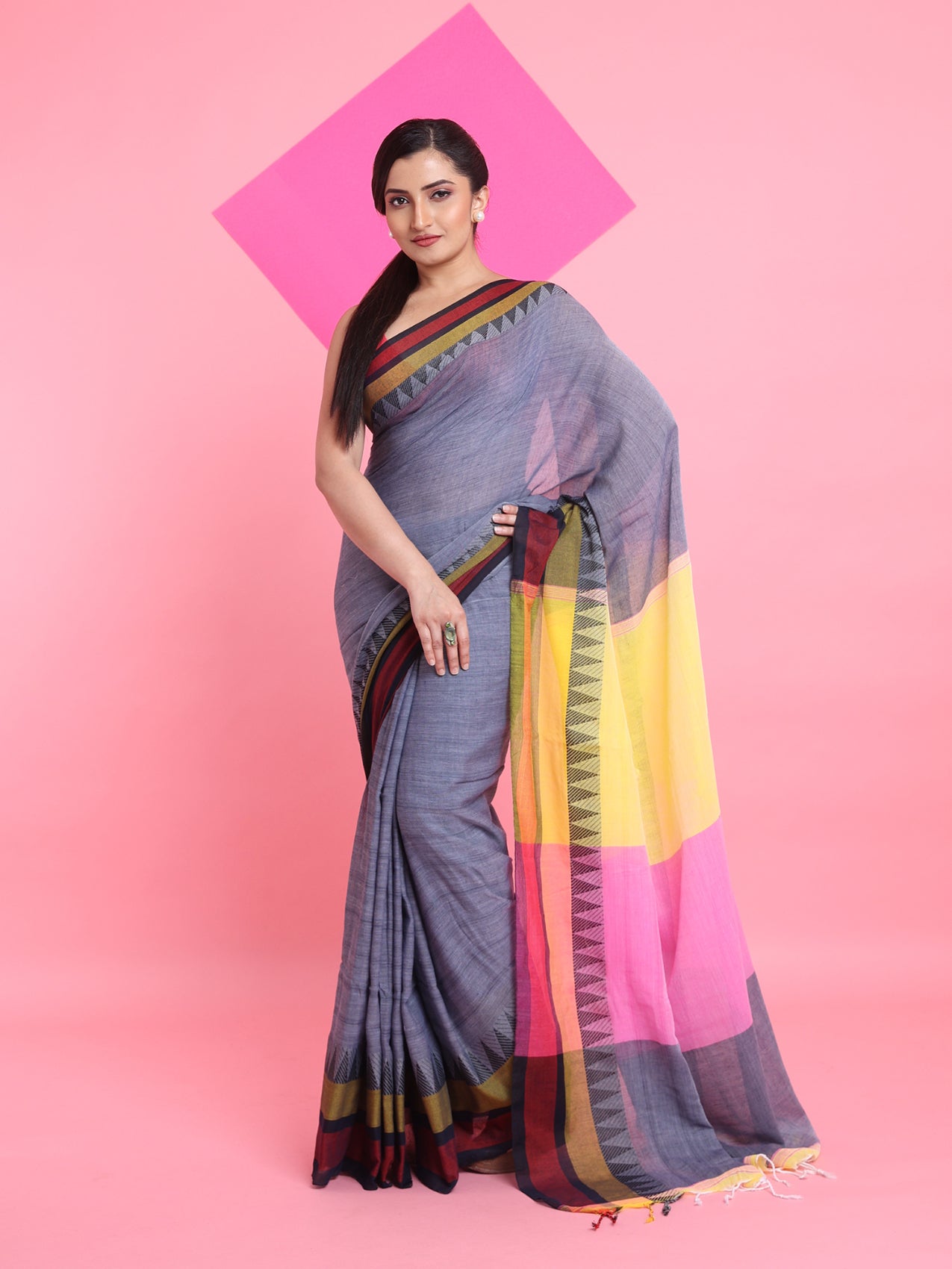 Grey Cotton Saree With Contrast Border