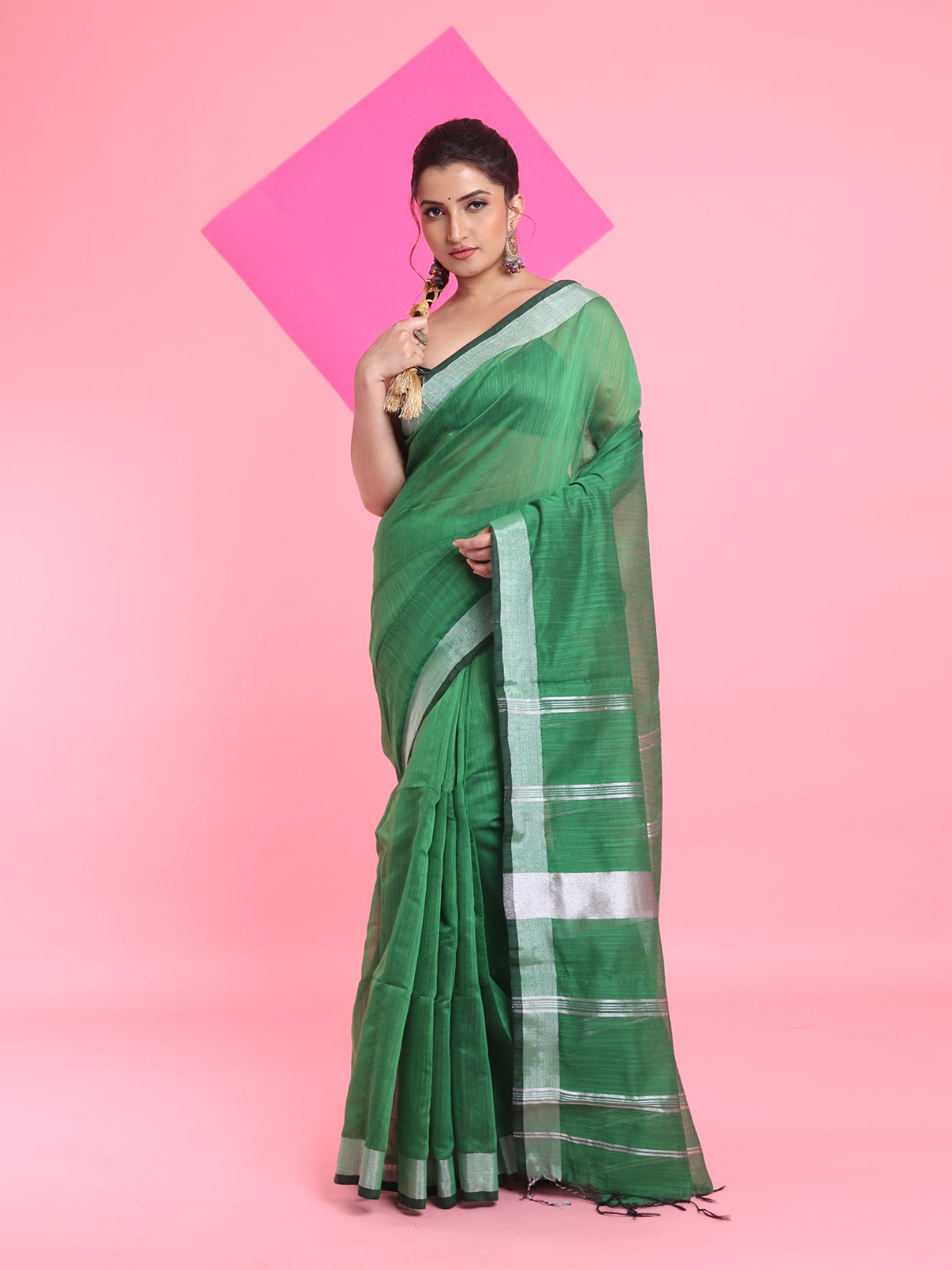 Green Cotton Silk Saree With Zari Woven Stripes Pallu