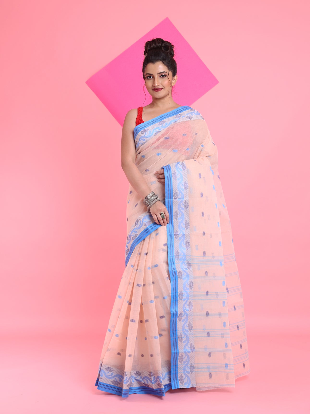 Off White Pure Cotton Tant Saree With Woven Designs