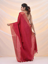 Load image into Gallery viewer, Magenta Silk Blend Soft Saree With Zari Borders
