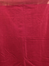 Load image into Gallery viewer, Magenta Silk Blend Soft Saree With Zari Borders
