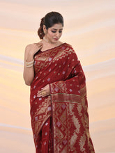 Load image into Gallery viewer, Red Silk Cotton Jamdani Saree With Woven Designs
