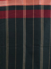 Load image into Gallery viewer, Emerald Green Pure Cotton Tant Saree With Temple Border
