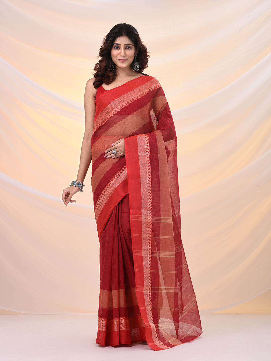 Red Pure Cotton Tant Saree With Temple Border