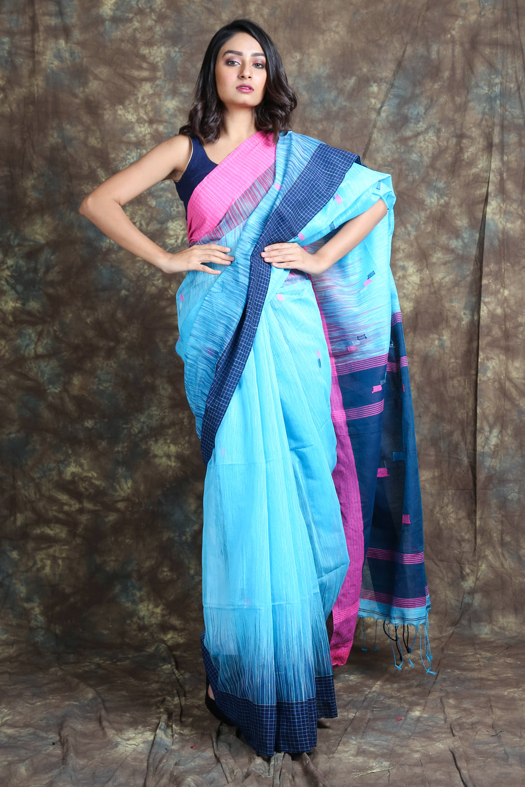 Sky blue Blended Cotton Handwoven Soft Saree With Ikkat Design
