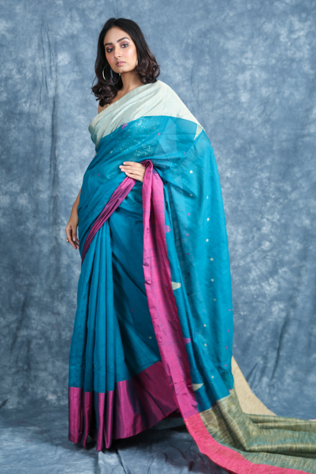 Blue Blended Cotton Handwoven Soft Saree With Gheecha Pallu