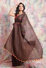 Load image into Gallery viewer, Syrup Brown Kantha Style Pure Linen Saree
