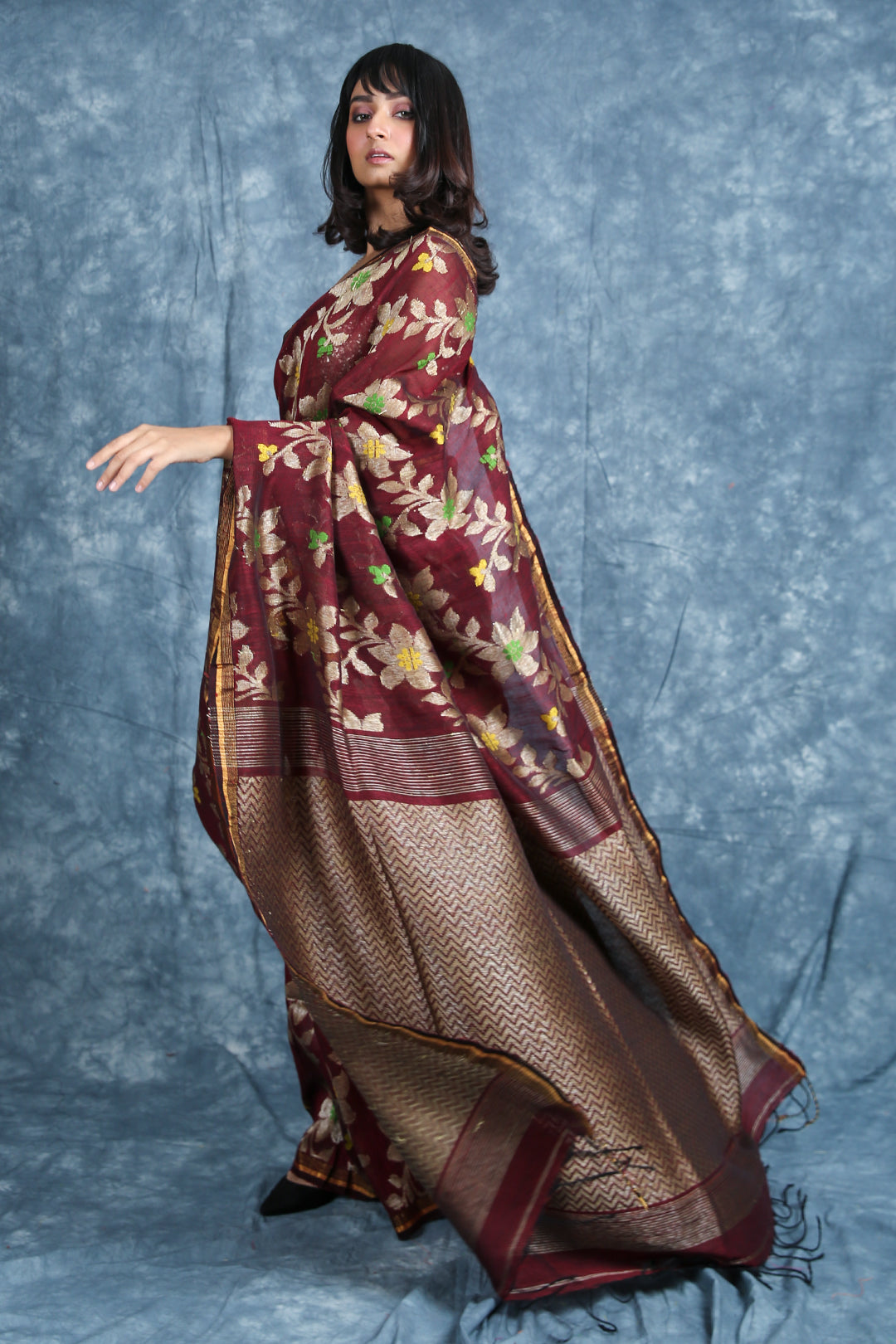 Caramel Brown Handwoven Soft Saree With Allover Flower Design
