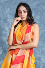 Load image into Gallery viewer, Yellow Blended Cotton Handwoven Soft Saree With Multicolor Pallu
