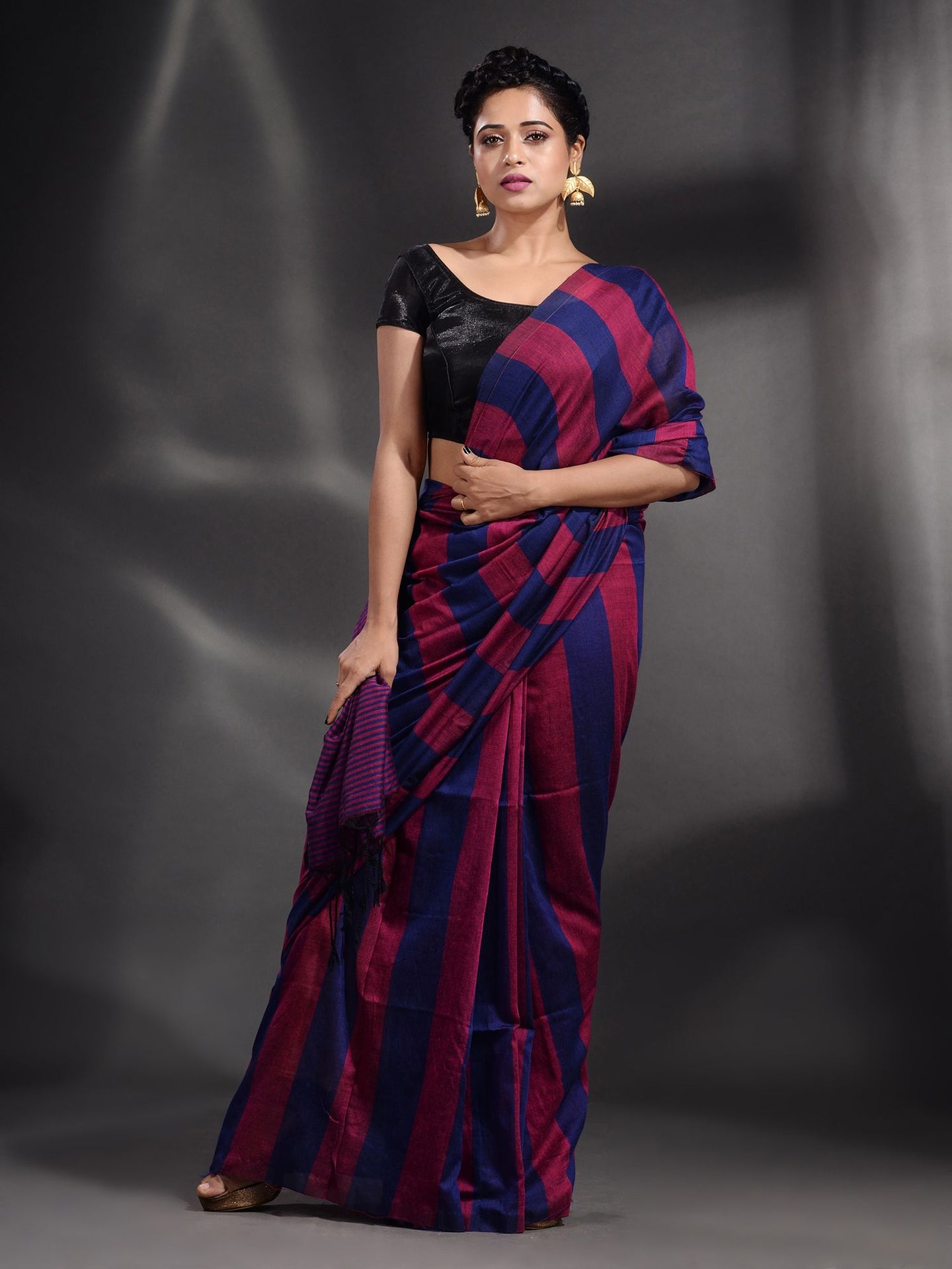 Magenta And Blue Cotton Handwoven Saree With Stripe Pallu