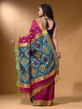 Load image into Gallery viewer, Magenta And Teal Cotton Blend Handwoven Patli Pallu Saree With Texture Design
