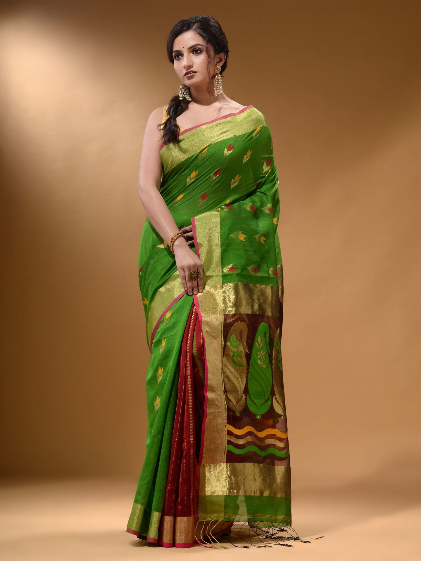 Parrot Green And Brick Red Cotton Blend Handwoven Patli Pallu Saree With Floral And Paisley Motifs