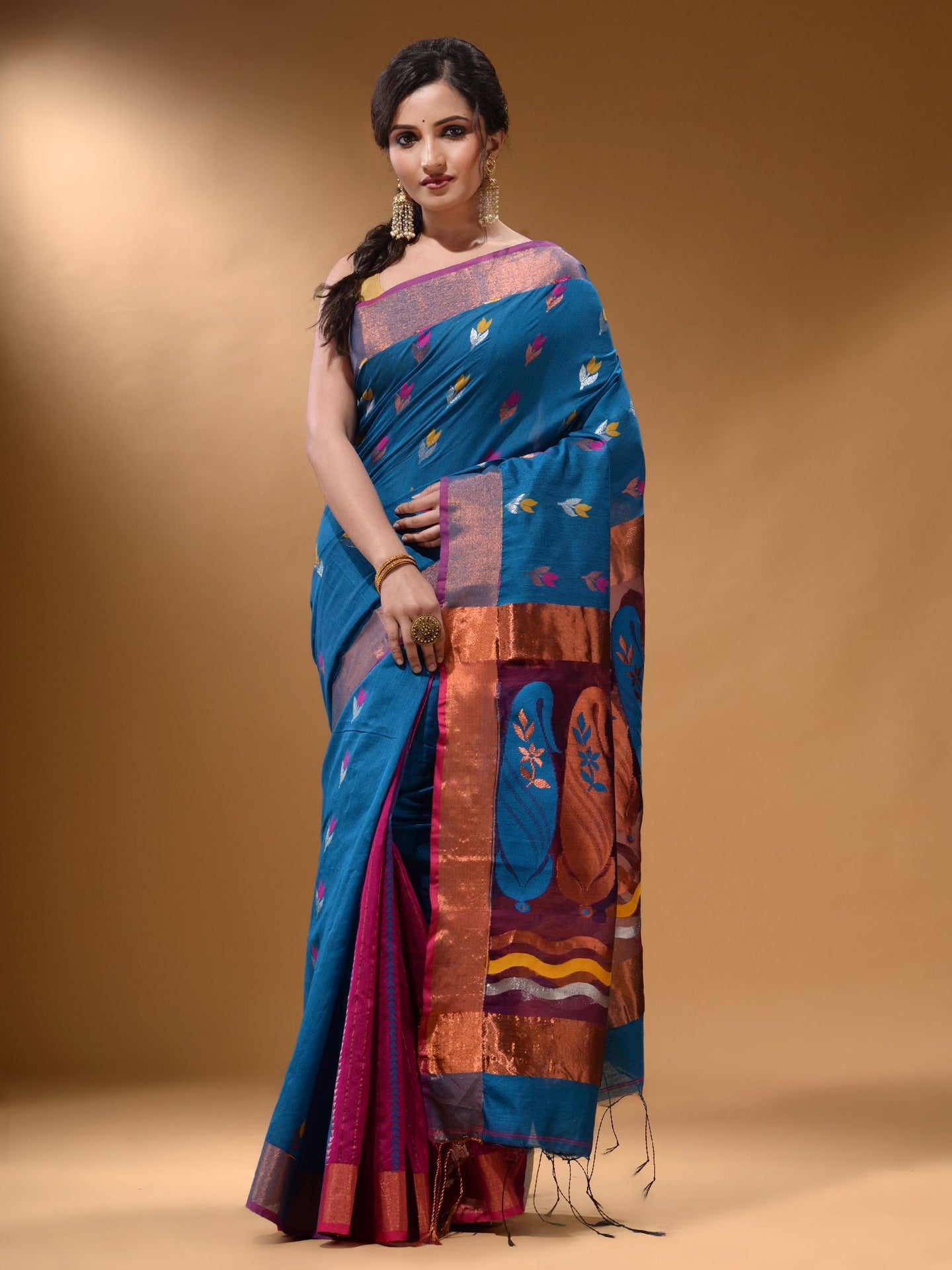 Sapphire Blue And Magenta Cotton Blend Handwoven Patli Pallu Saree With Floral And Paisley Motifs