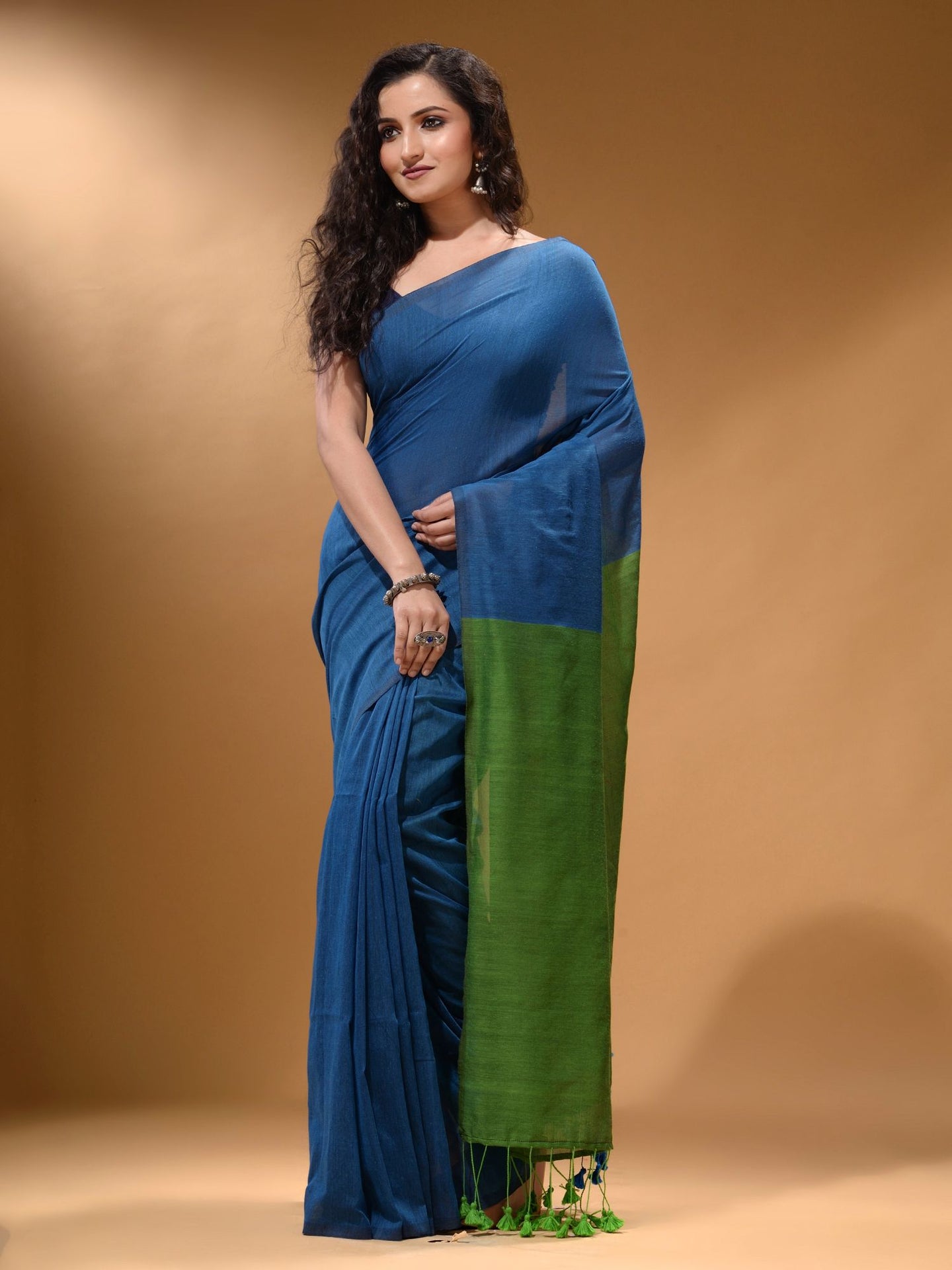 Cobalt Blue Cotton Handspun Soft Saree With Contrast Green Pallu