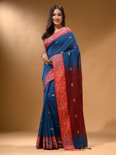 Load image into Gallery viewer, Yale Blue Cotton Handspun Soft Saree With Nakshi Border And Contrast With Red Pallu
