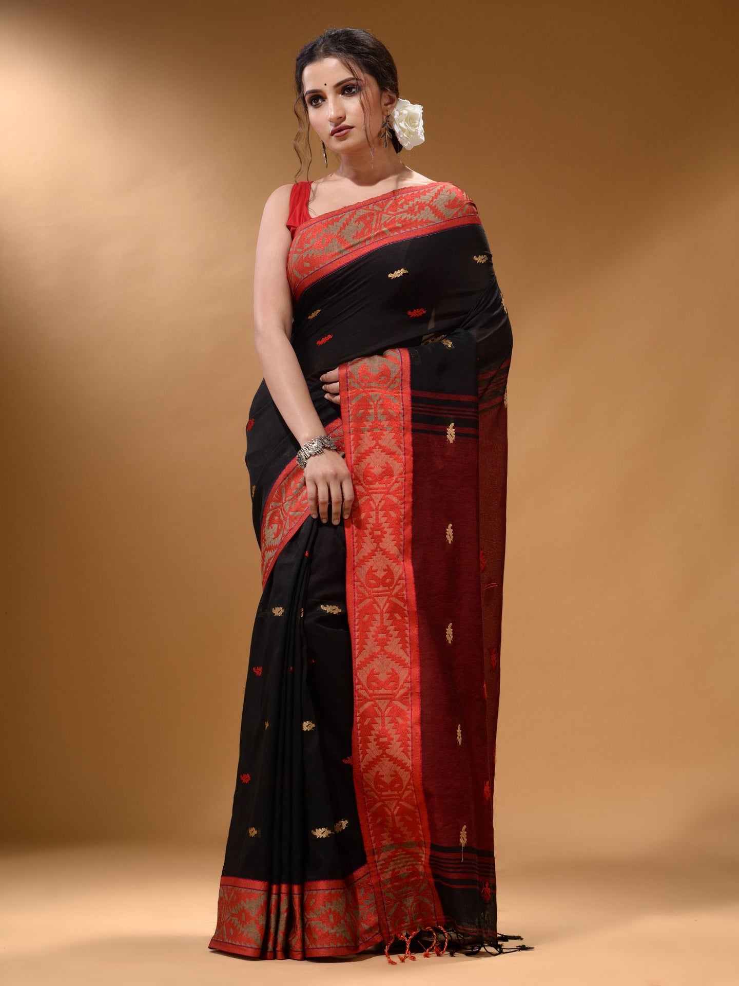 Black Cotton Handspun Soft Saree With Nakshi Border And Contrast With Red Pallu