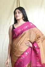 Load image into Gallery viewer, Fawn Blended Cotton Handwoven Soft Saree With Allover Flower Butta
