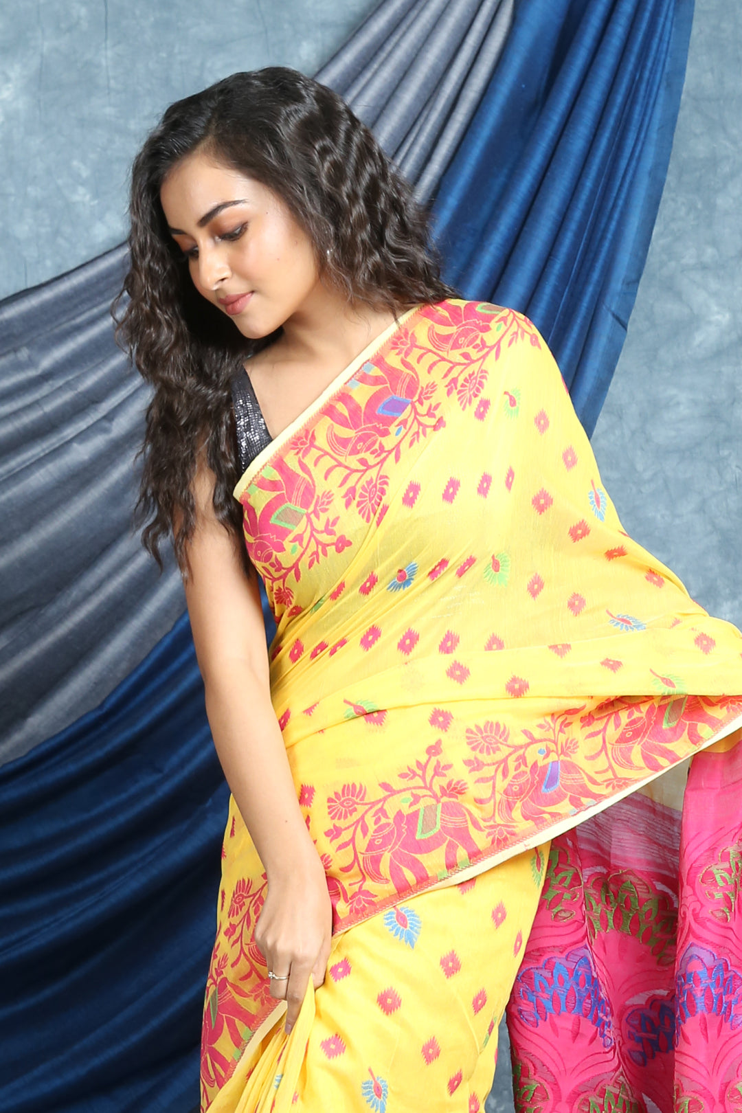 Buy Linen Jamdani Sarees online at InduBindu.com