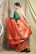 Load image into Gallery viewer, Green &amp; Red Half &amp; Hlaf Blended Silk Handwoven Soft Saree With Allover Copper Zari Leaf Design Woven
