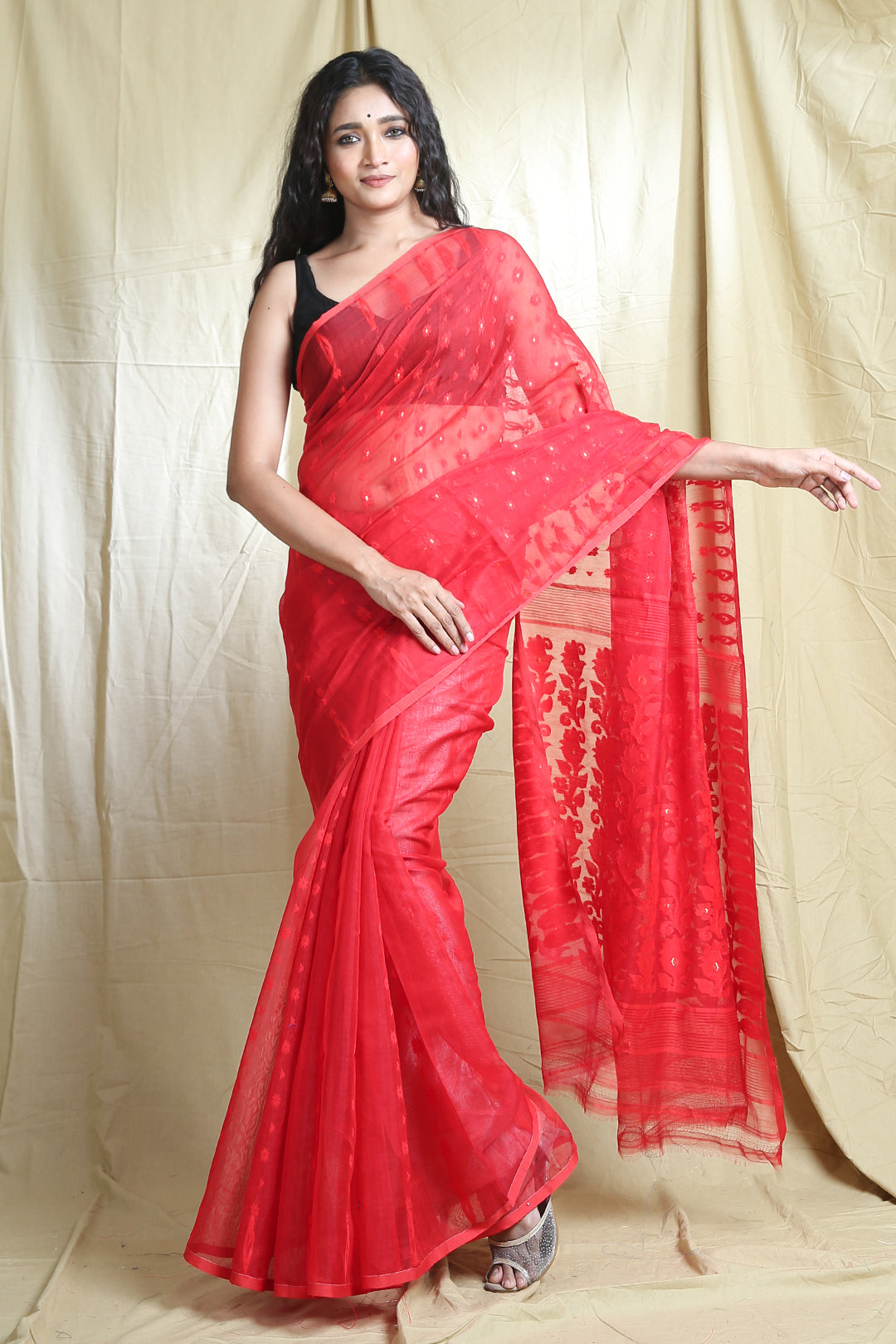 Red Silk Cotton Handwoven Soft Saree With Allover Thread Weaving