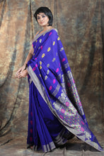 Load image into Gallery viewer, Cobalt Blue Handloom Saree With Floral Pallu
