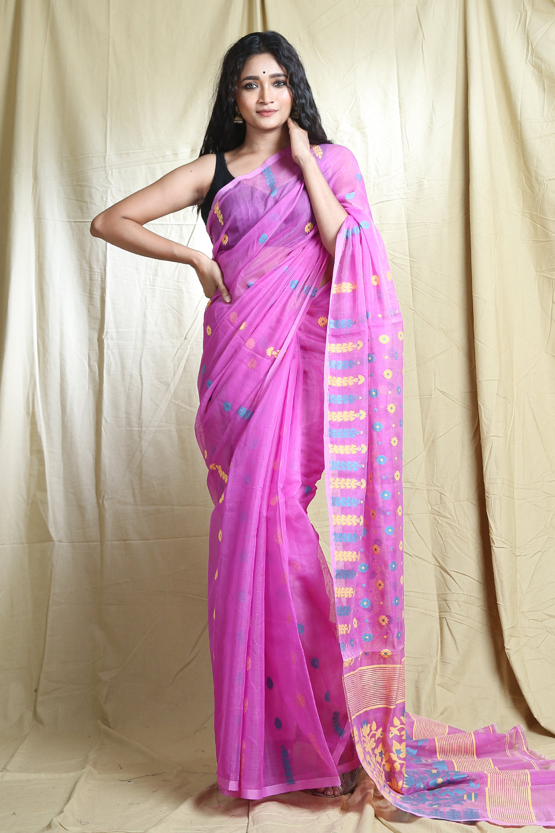 Pink Silk Cotton Handwoven Soft Saree With Allover Thread Weaving