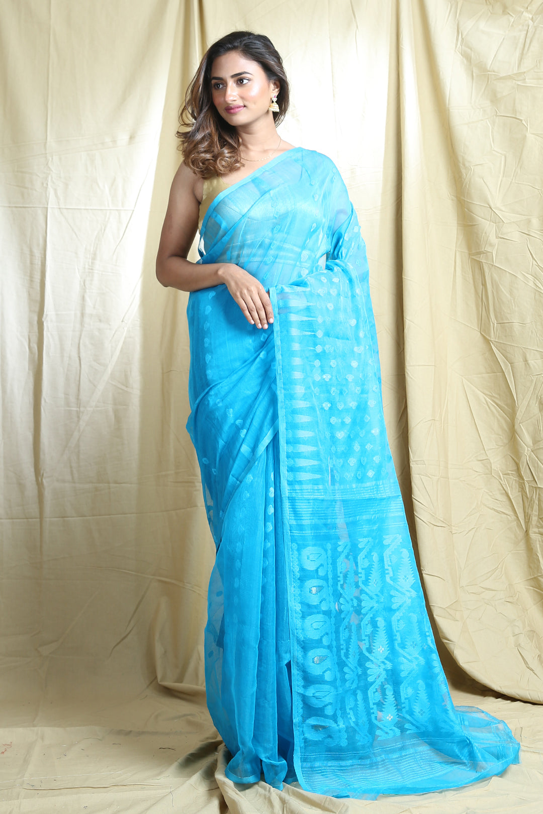 Sky Blue Silk Cotton Handwoven Soft Saree With Allover Thread Weaving