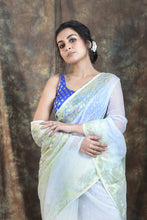 Load image into Gallery viewer, Pearl White Weaving Jamdani Saree With Zari Pallu
