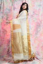Load image into Gallery viewer, Pearl White Handwoven Cotton Tant Saree
