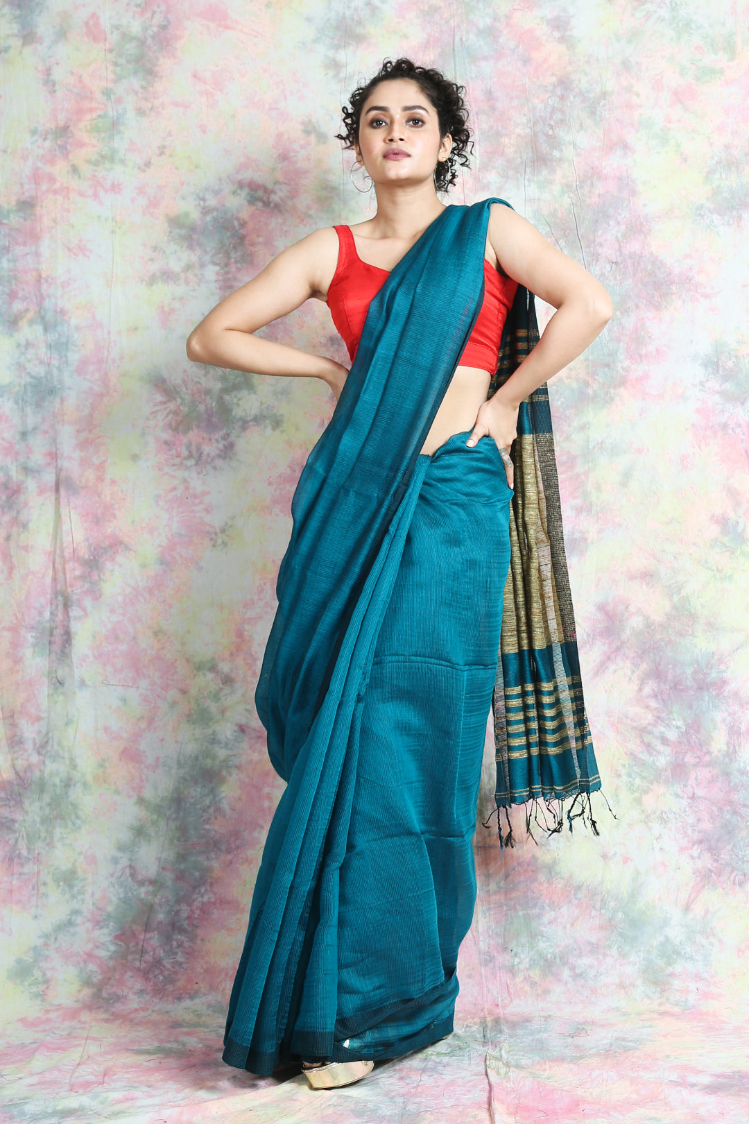 Teal Handloom Saree With Gheecha Pallu