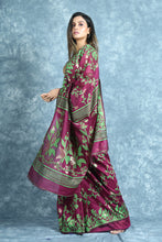 Load image into Gallery viewer, Floral Weaving Majenta Jamdani Saree
