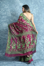 Load image into Gallery viewer, Floral Weaving Majenta Jamdani Saree
