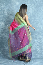 Load image into Gallery viewer, Pink Stripes Style Handloom Saree
