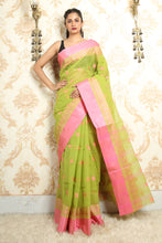 Load image into Gallery viewer, Green Handwoven Cotton Tant Saree
