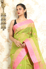 Load image into Gallery viewer, Green Handwoven Cotton Tant Saree
