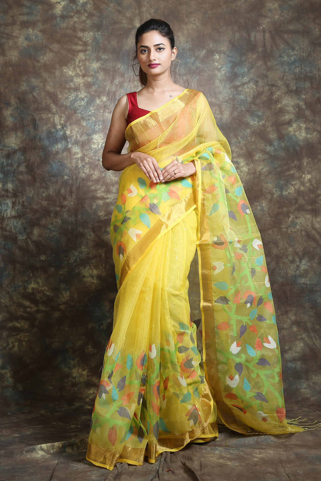 Light Yellow Muslin Handwoven Soft Saree With Sequen Work & Zari Border